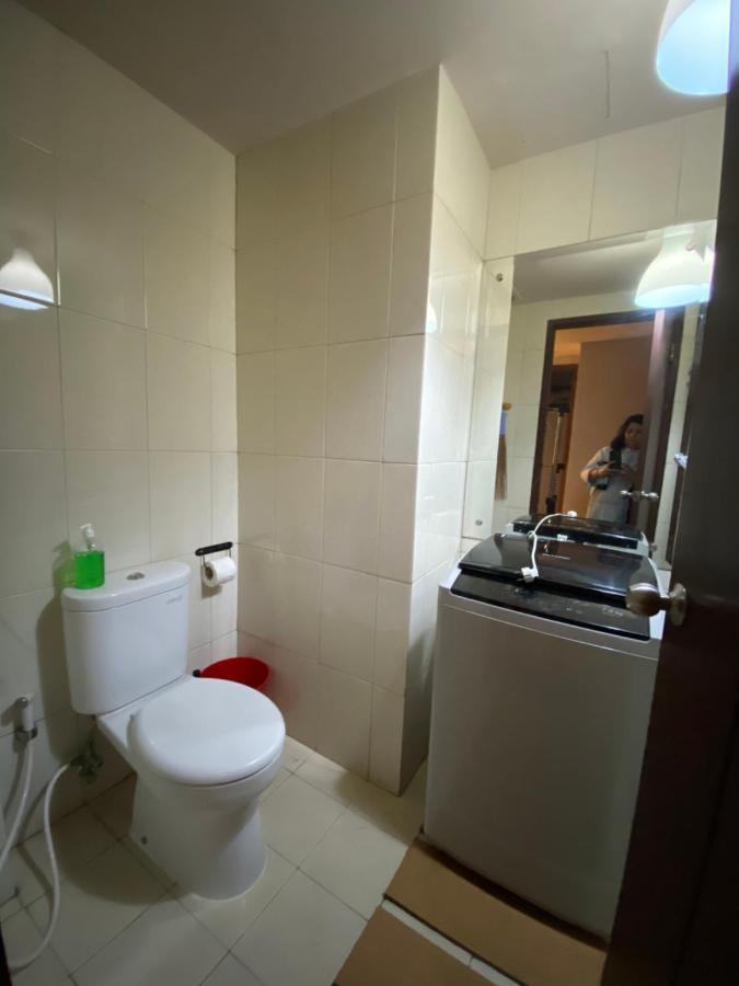 Callia Apartement Golf View Pulo Mas Jakarta Timur Eksteriør billede