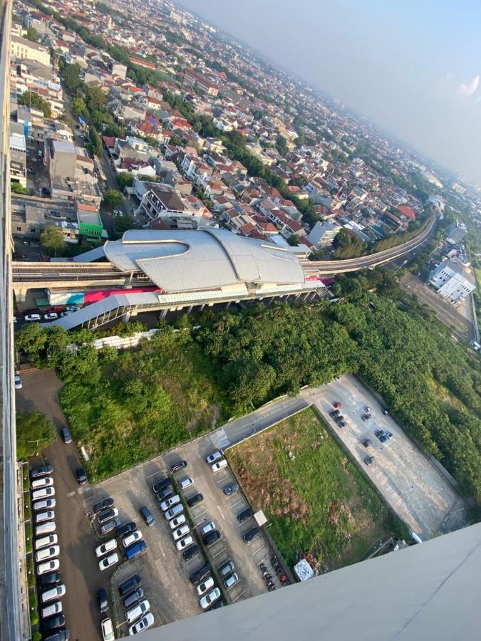 Callia Apartement Golf View Pulo Mas Jakarta Timur Eksteriør billede