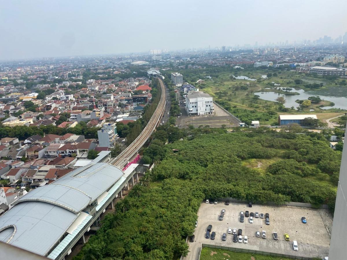 Callia Apartement Golf View Pulo Mas Jakarta Timur Eksteriør billede