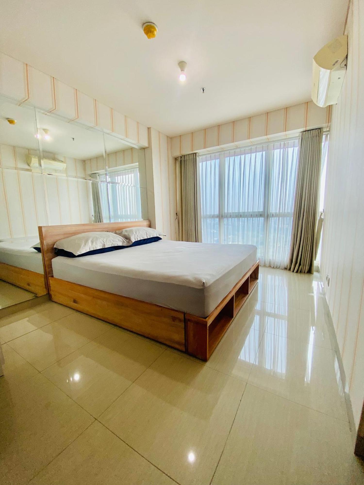 Callia Apartement Golf View Pulo Mas Jakarta Timur Eksteriør billede